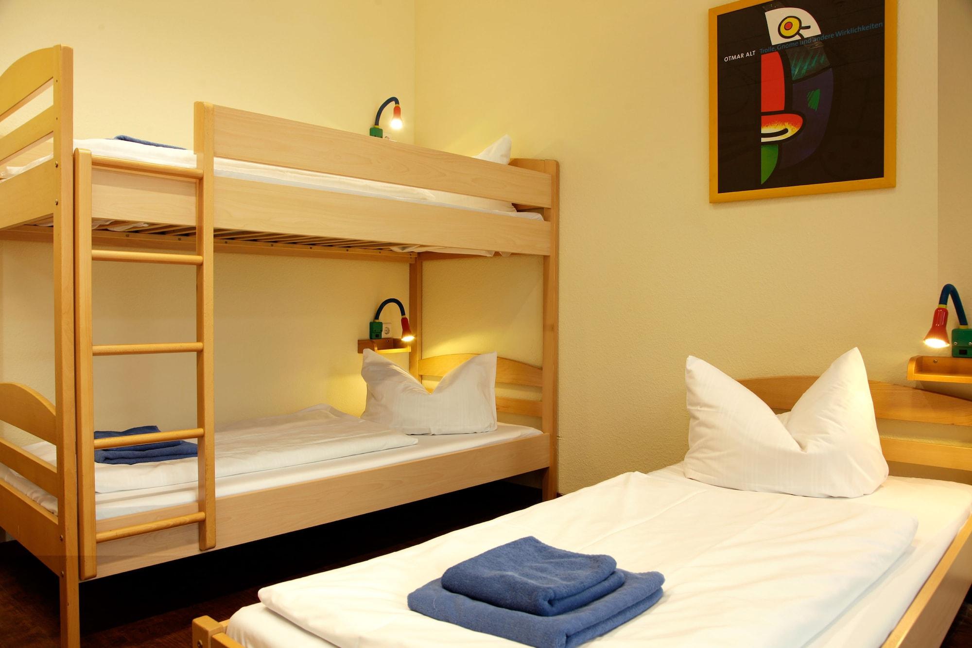 Acama Hotel&hostel Kreuzberg 2* Berlin