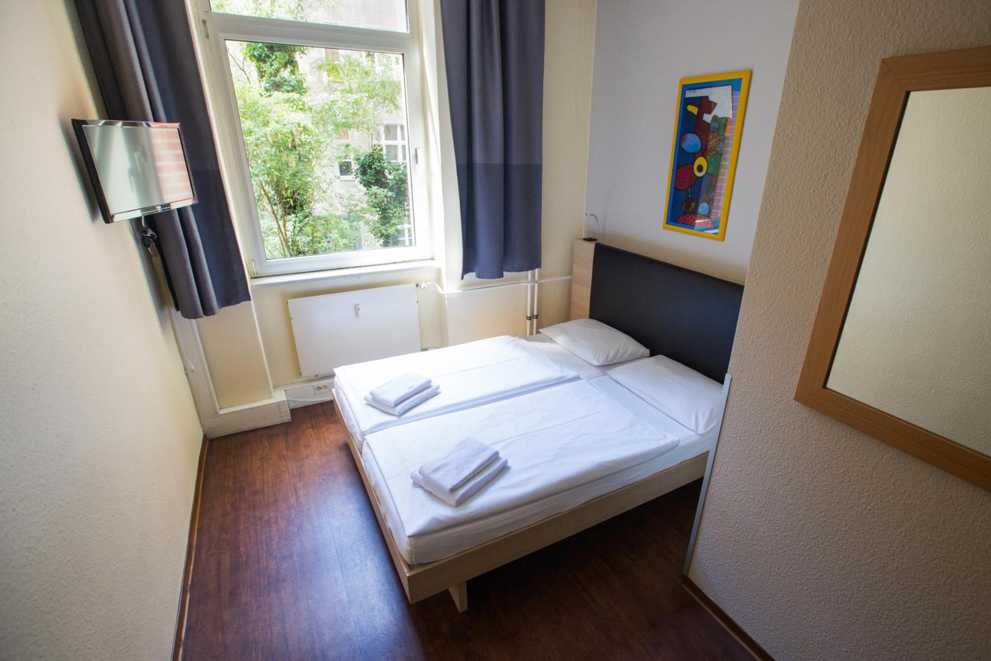 Acama Hotel&hostel Kreuzberg 2* Berlin
